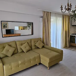 Manolaire Airport Apartment Otopeni